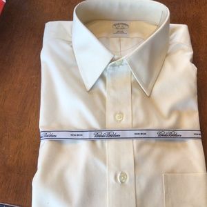 Men’s NWT. Brooks Brothers Dress shirt